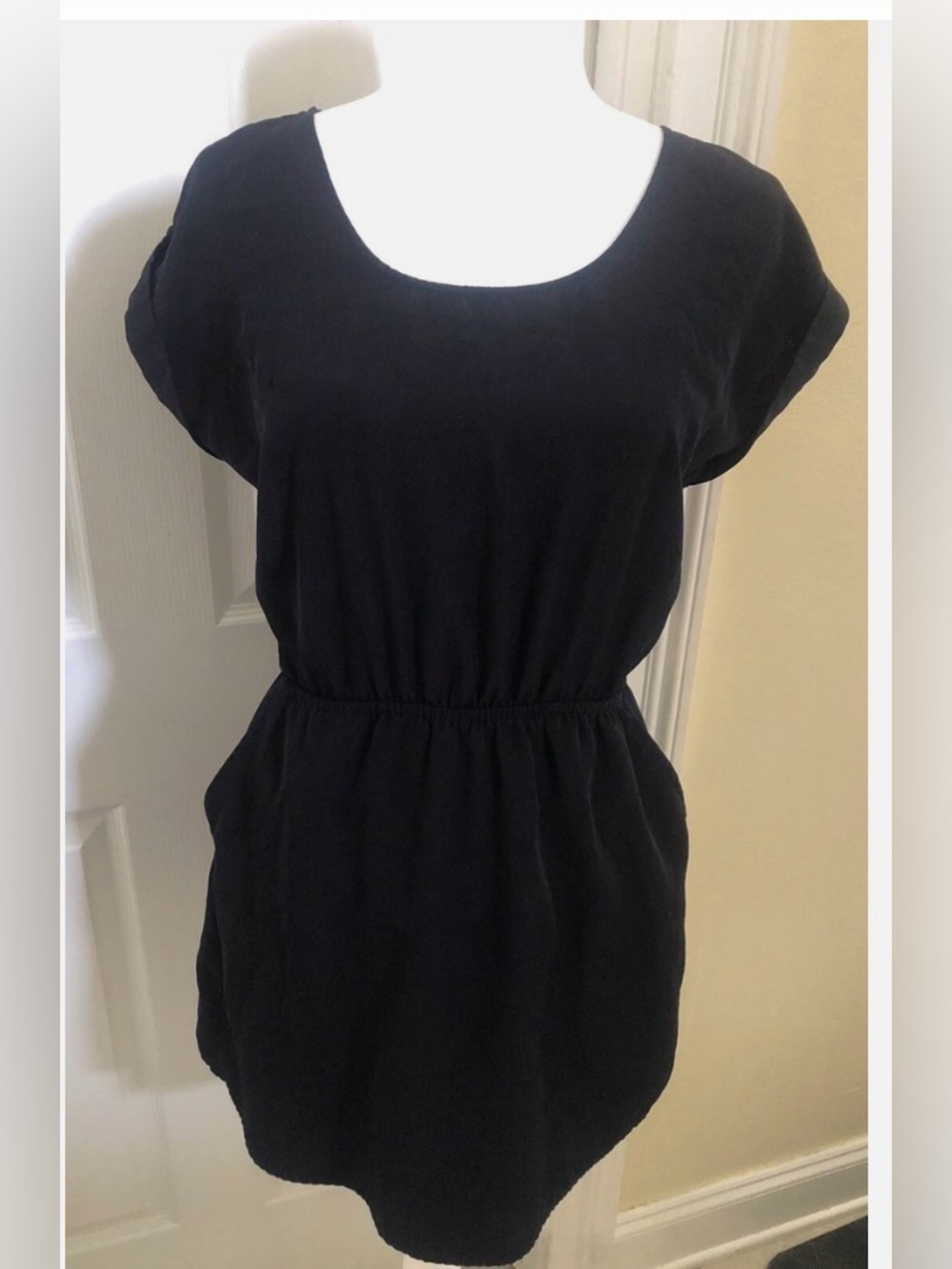 Candie's black women’s Dress